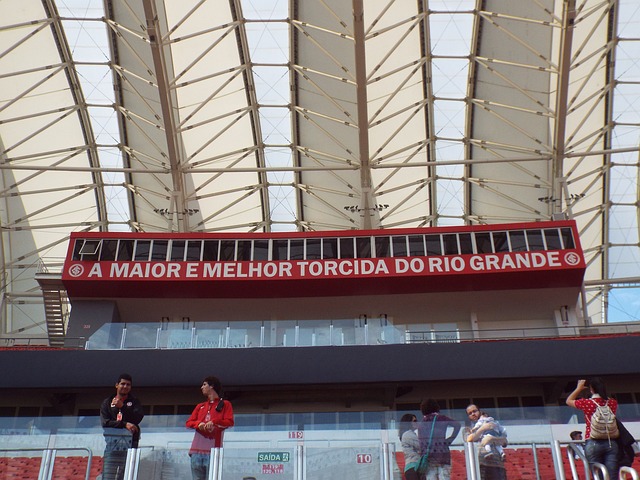 励年轻一辈 励年轻一辈